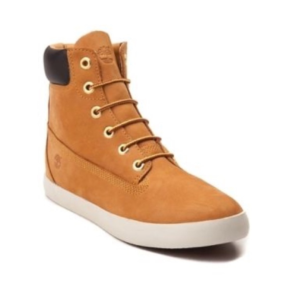 NEW Timberland Sneakers in Wheat